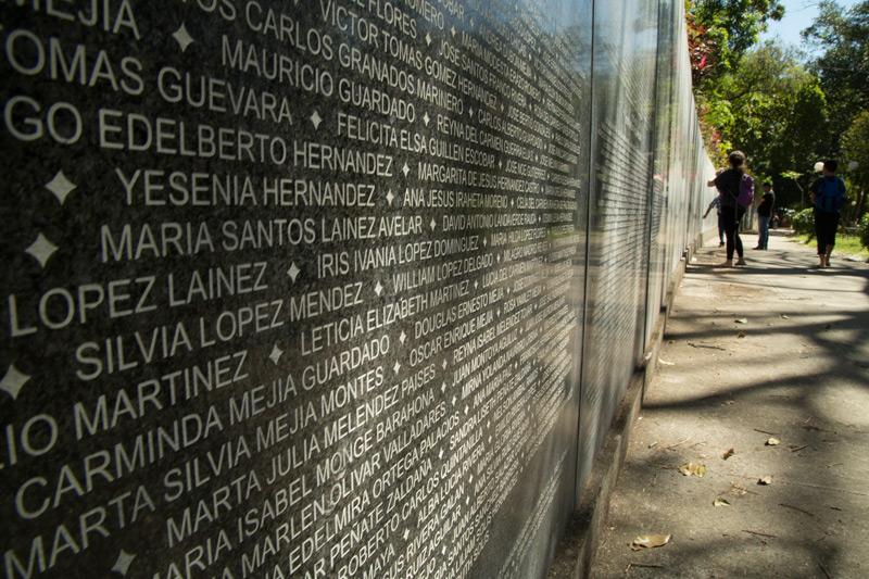 Monumento a la Memoria y la Verdad