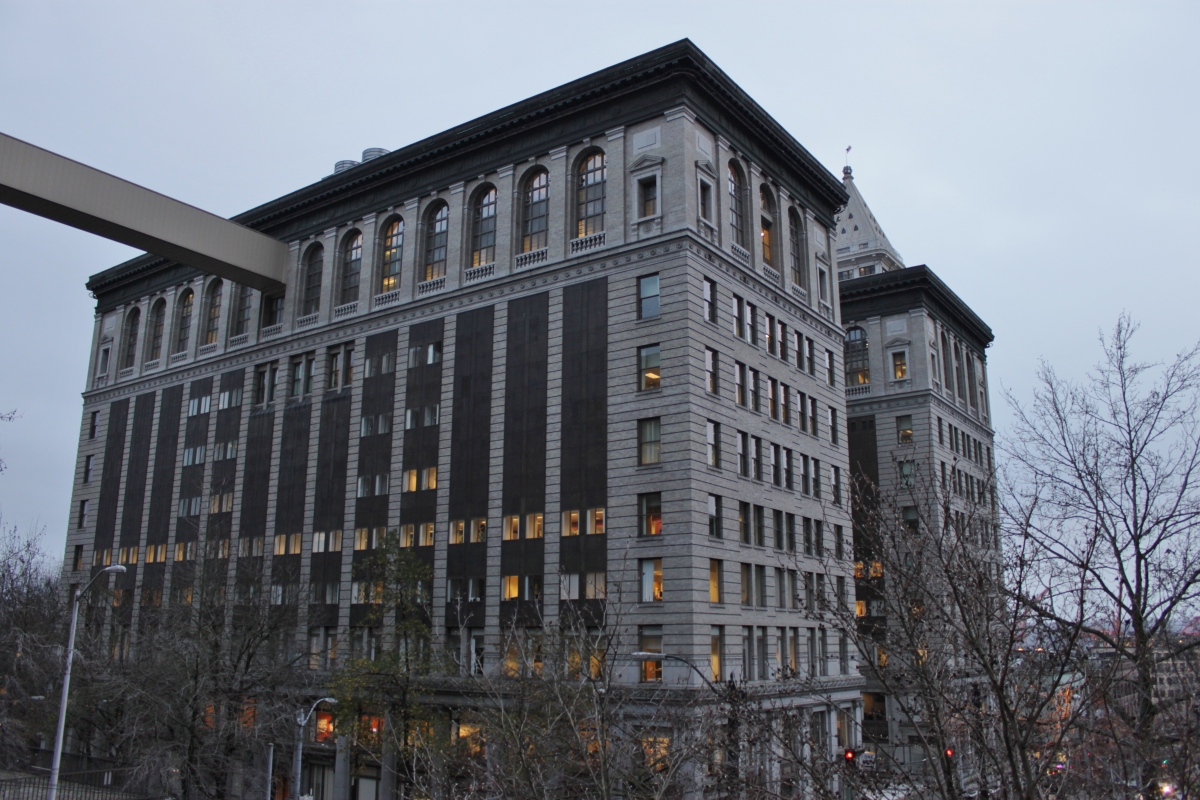 Photograph of King County courthouse on overcast wintry early evening