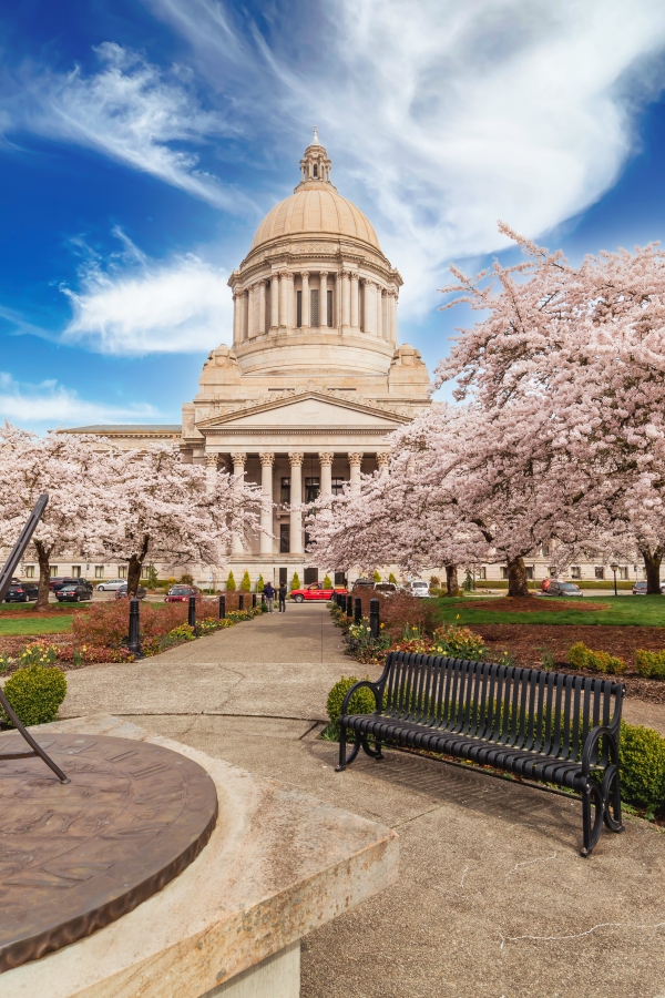 A photo of the Washington State Capitol building