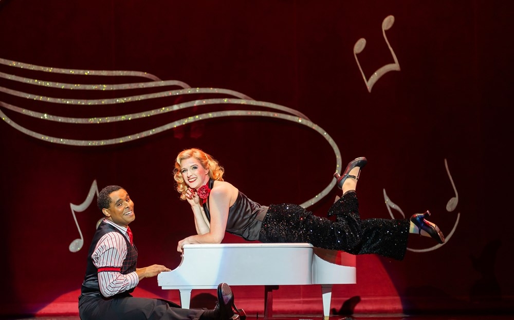 Phillip Attmore and Taryn Darr in The 5th Avenue Theatre's production of Irving Berlin's "White Christmas."